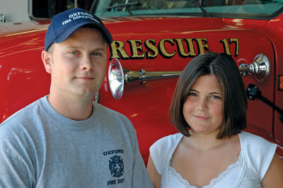 Modern-day hero pulls girl from burning car